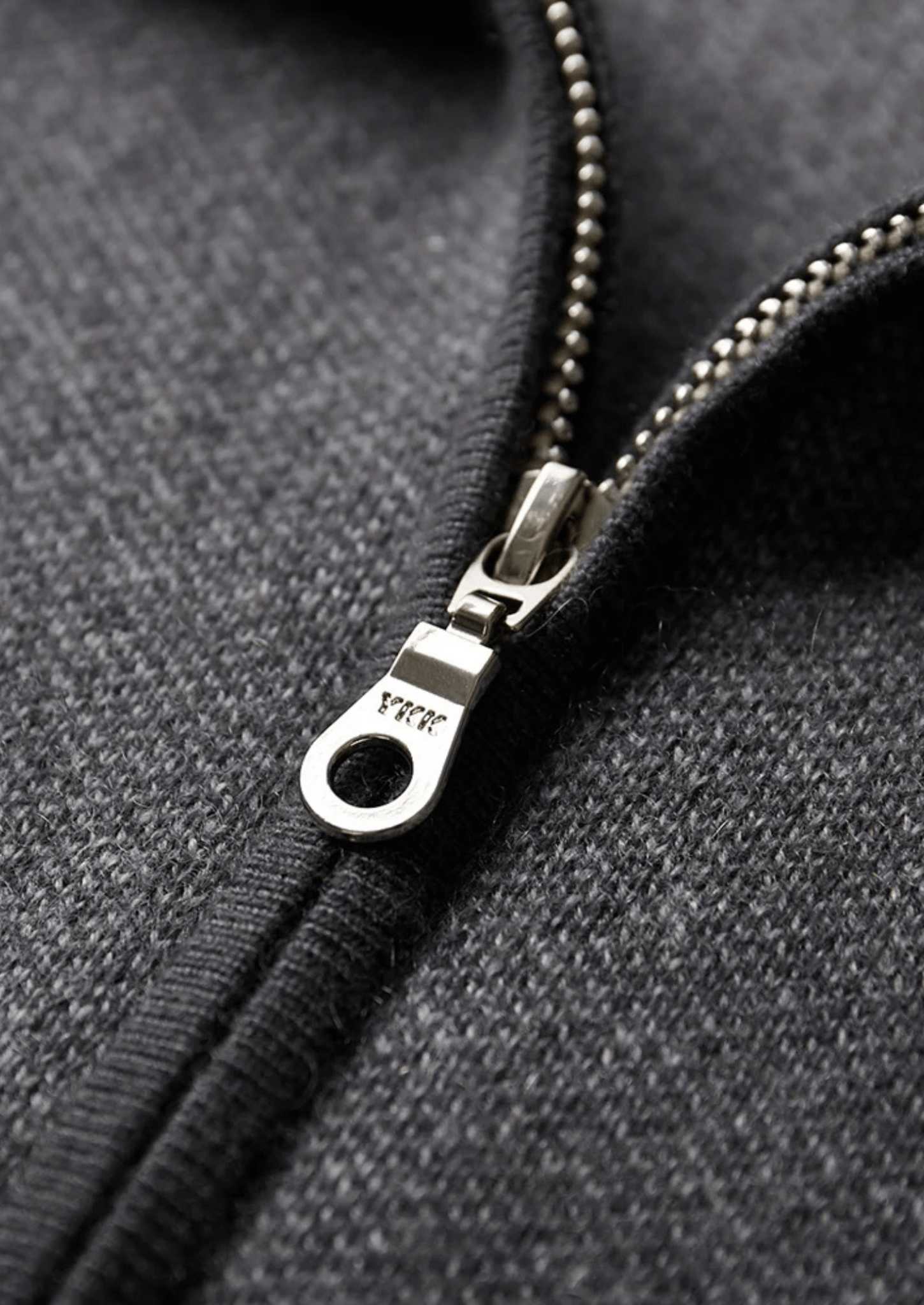 PREMIUM CASHMERE JACQUARD ZIP CARDIGAN - Derada