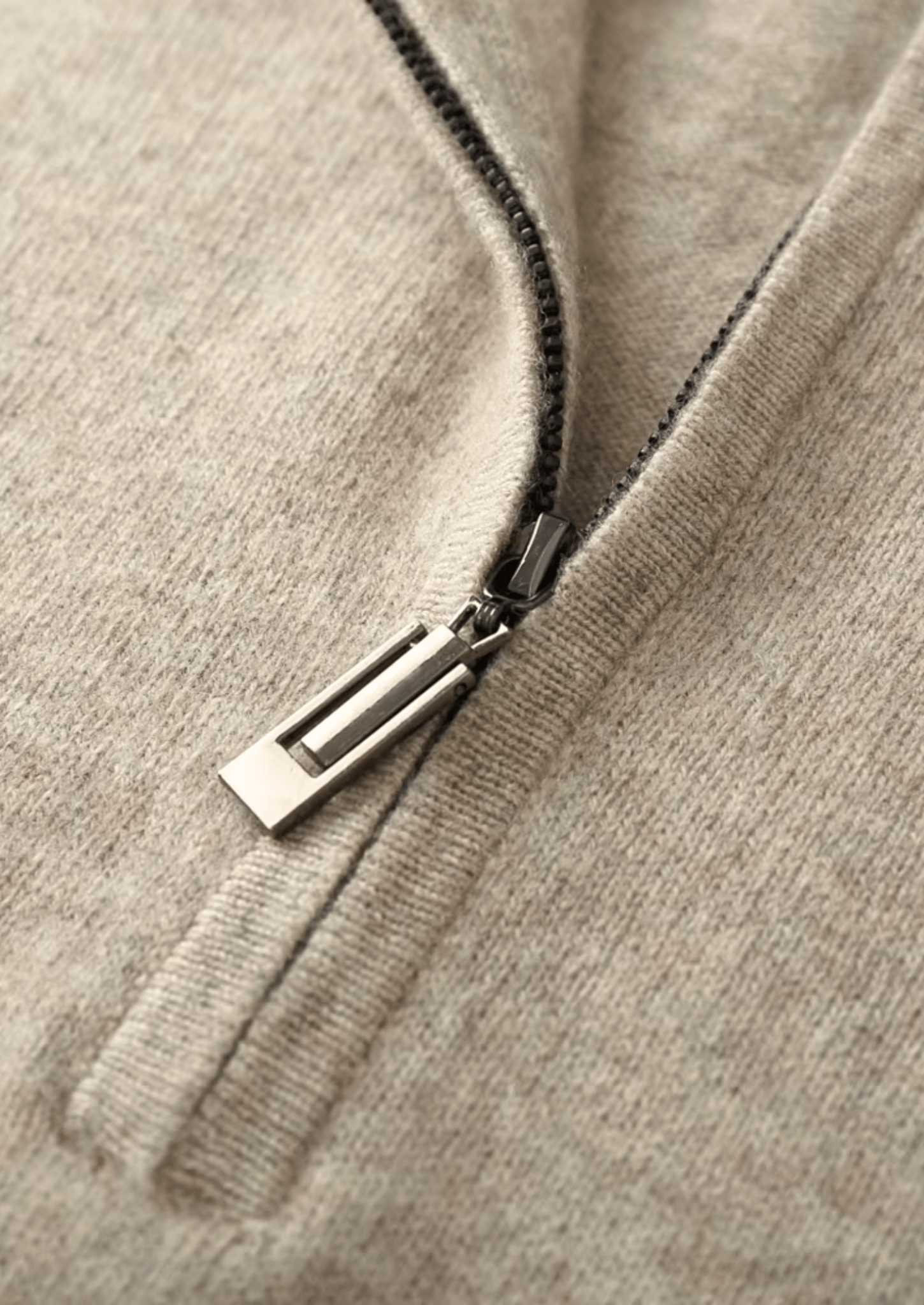 PURE EXTRA - FINE MERINO WOOL HALF ZIP SWEATER - Derada