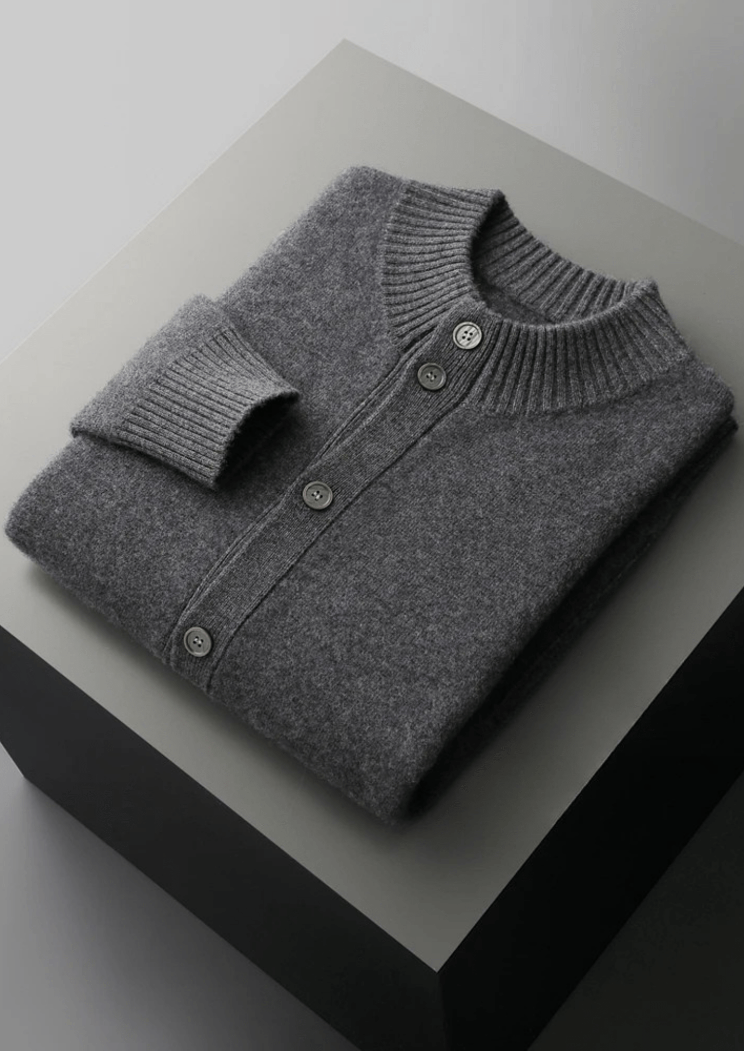 PREMIUM CASHMERE BUTTON CARDIGAN - Derada