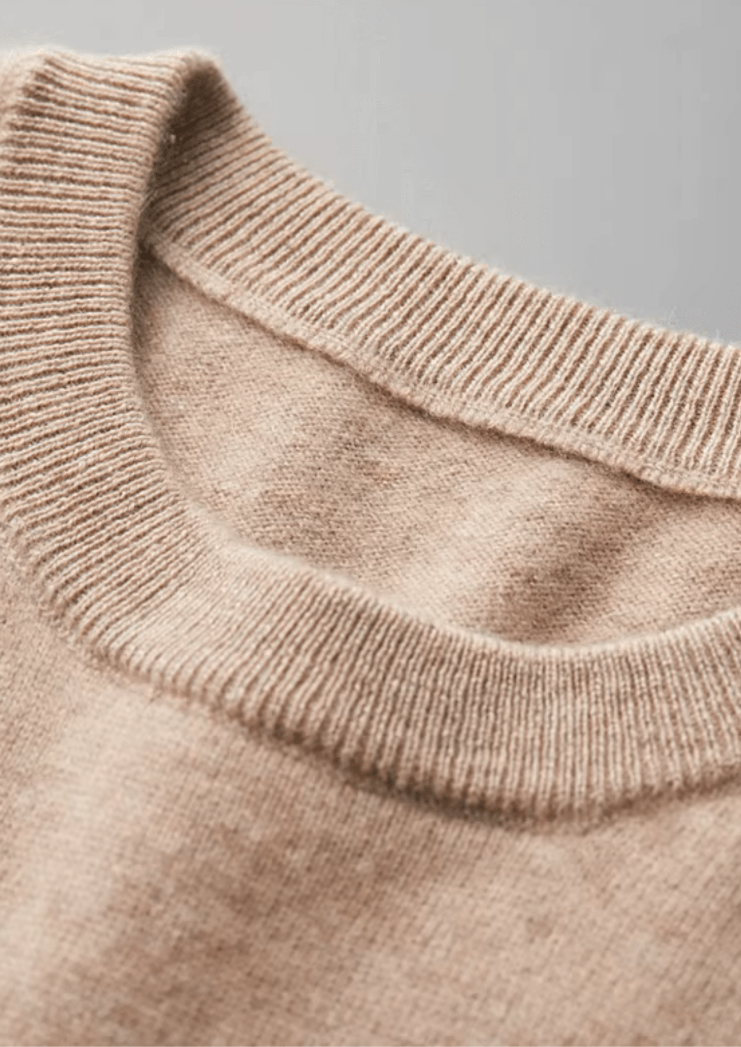 PREMIUM CASHMERE CLASSIC CREWNECK T - SHIRT - Derada