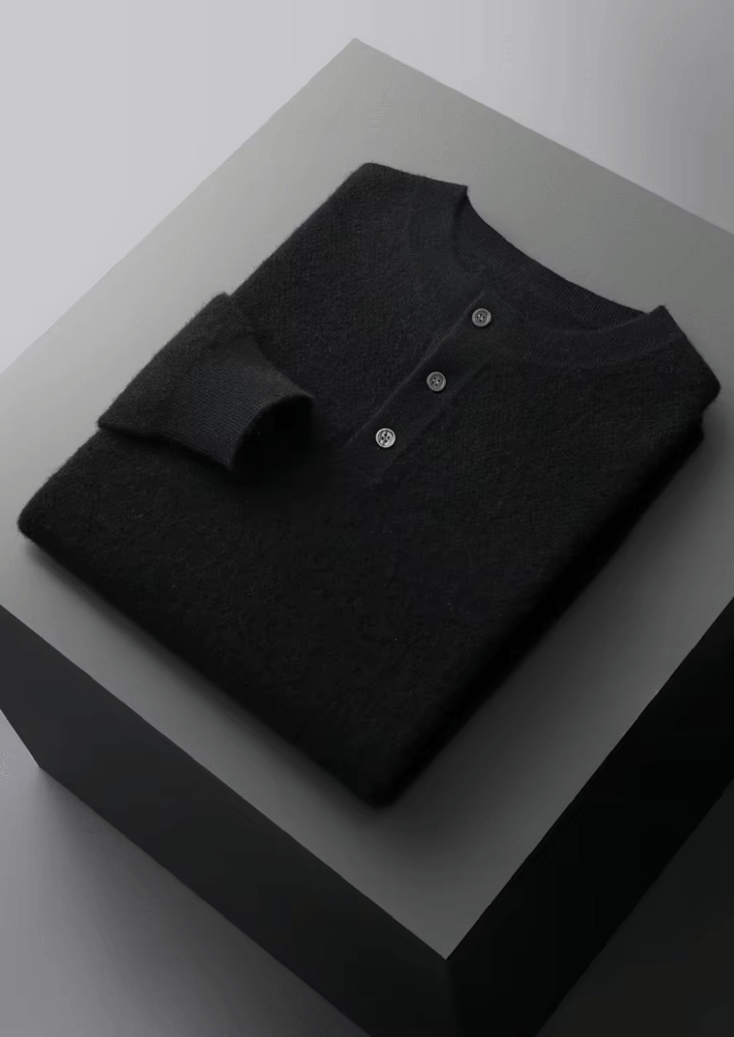 PREMIUM CASHMERE CLASSIC HENLEY SWEATER - Derada