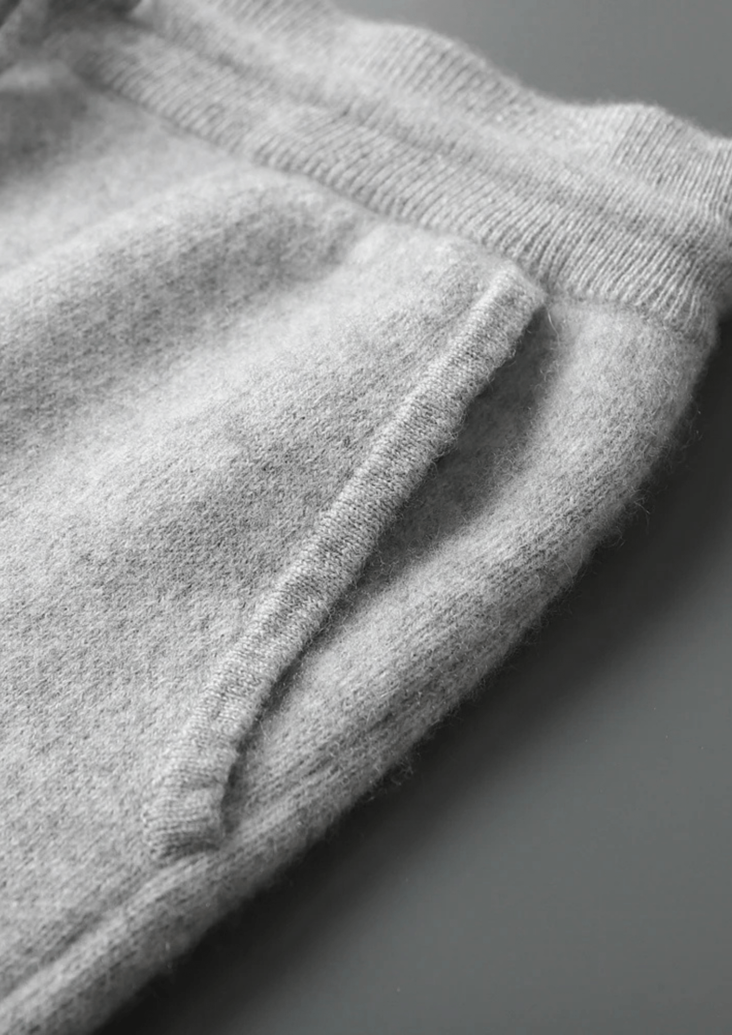 PREMIUM CASHMERE LEISURE SET - Derada
