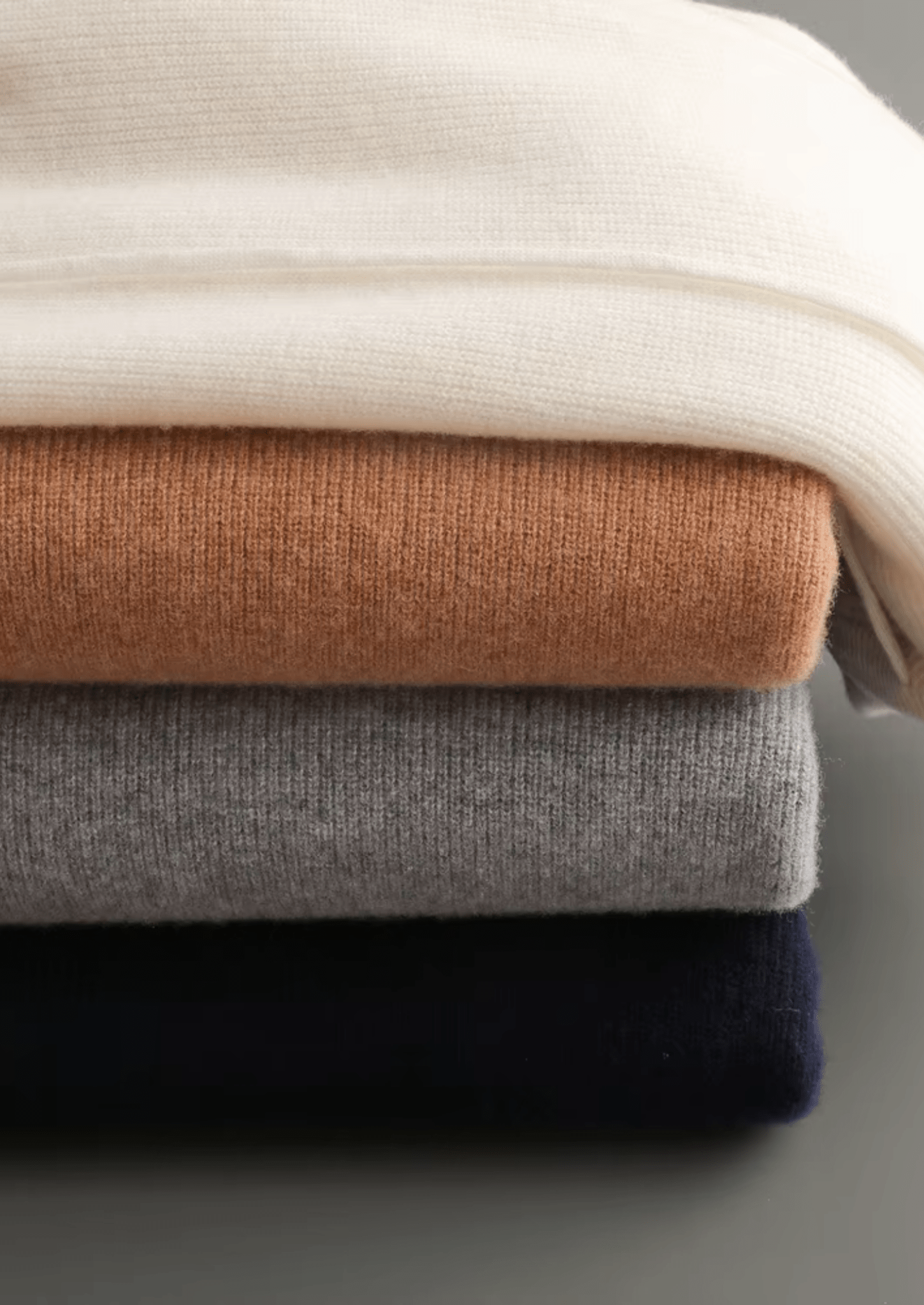 PURE EXTRA - FINE MERINO WOOL ALESSIO SET - Derada