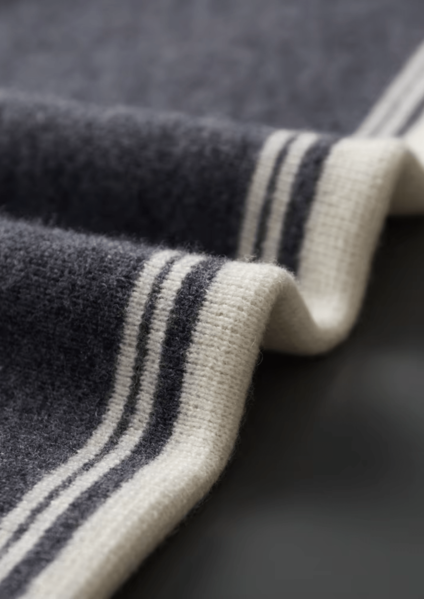 PURE EXTRA - FINE MERINO WOOL DAMIEN SET - Derada