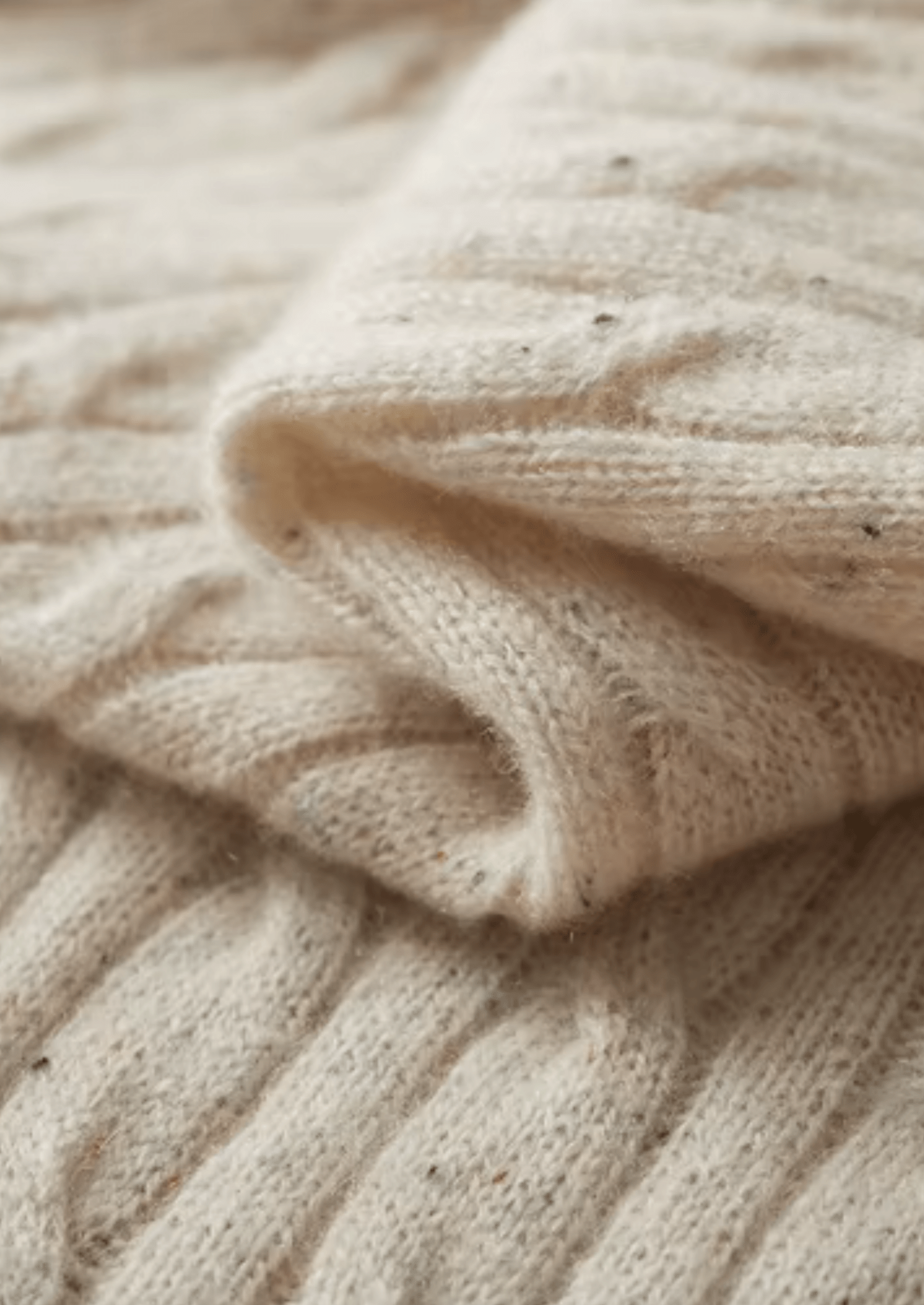 PURE EXTRA - FINE MERINO WOOL NEPPED CABLE CREWNECK - Derada