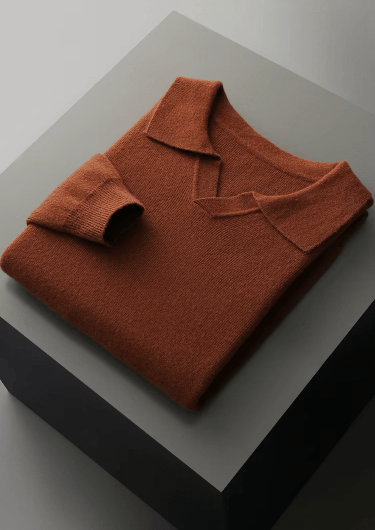 PURE EXTRA - FINE MERINO WOOL RIBBED BUTTONLESS POLO - Derada