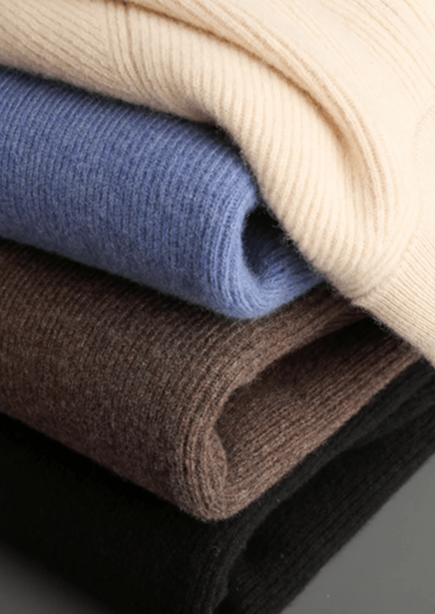 PURE EXTRA - FINE MERINO WOOL RIBBED ZIP CARDIGAN - Derada