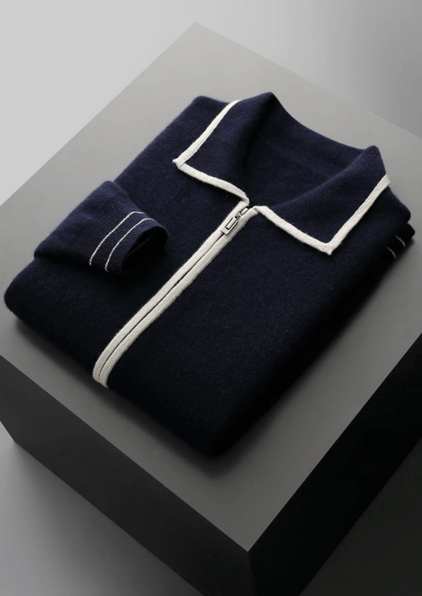 PURE EXTRA - FINE MERINO WOOL TWO - TONE POLO CARDIGAN - Derada