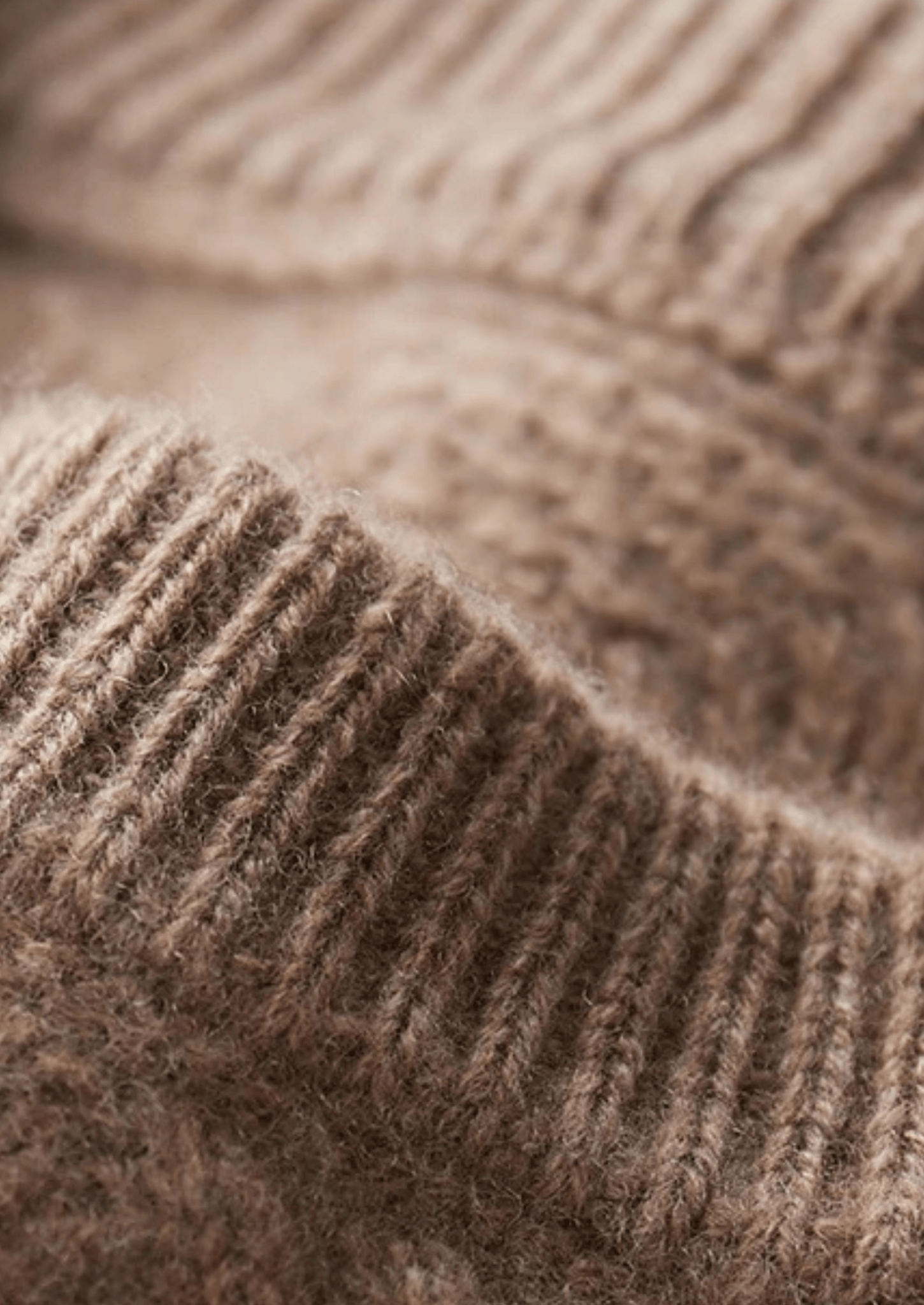 PURE EXTRA - FINE MERINO WOOL WINTERTIME CREWNECK - Derada